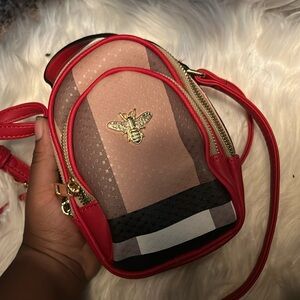 Cute mini back pack!!